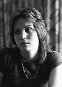 Joan Jett - Young